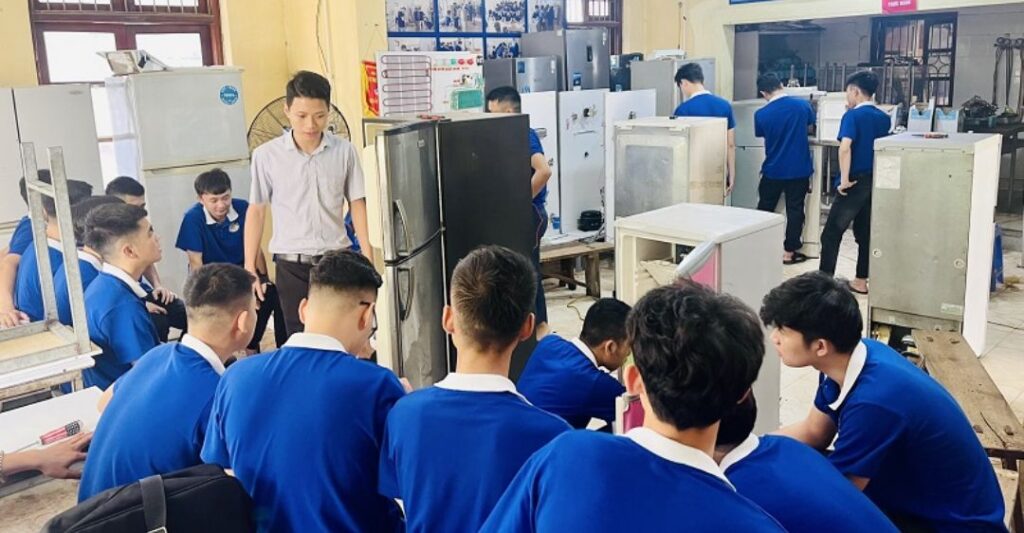 Nghề điện lạnh có tương lai không