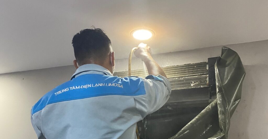Cách khắc phục lỗi CL máy lạnh Reetech
