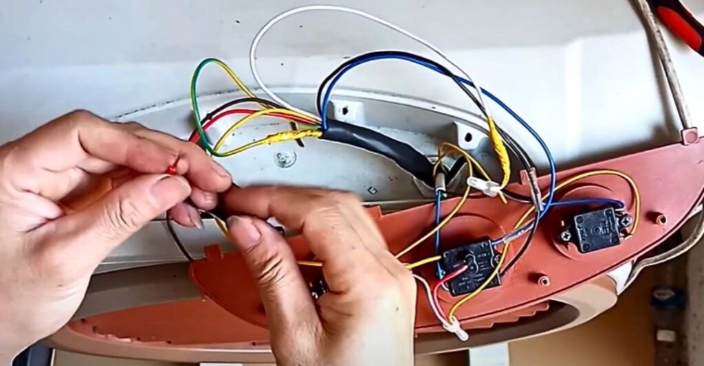 Hướng dẫn kiểm tra mạch điện máy lạnh Gree khi báo lõi e1