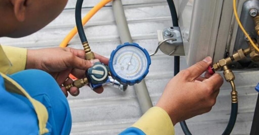 Kiểm tra áp suất gas máy lạnh