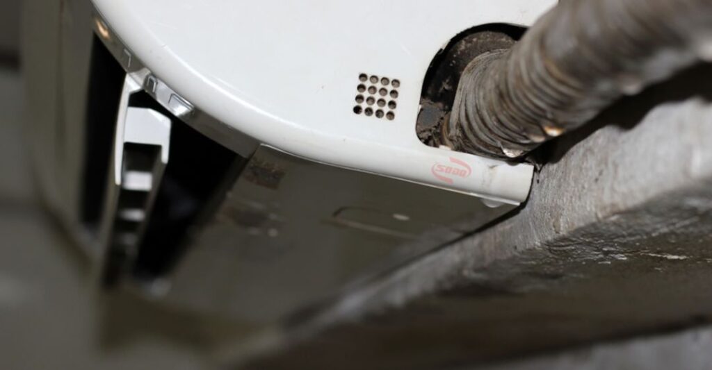Mối nối ống đồng bị rò rỉ gas