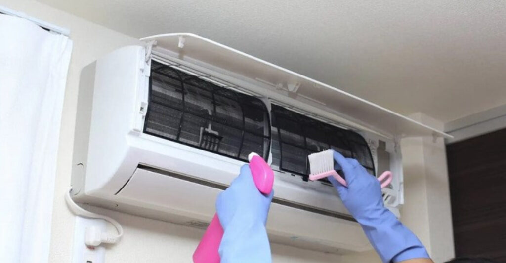 Vệ sinh máy lạnh định kỳ